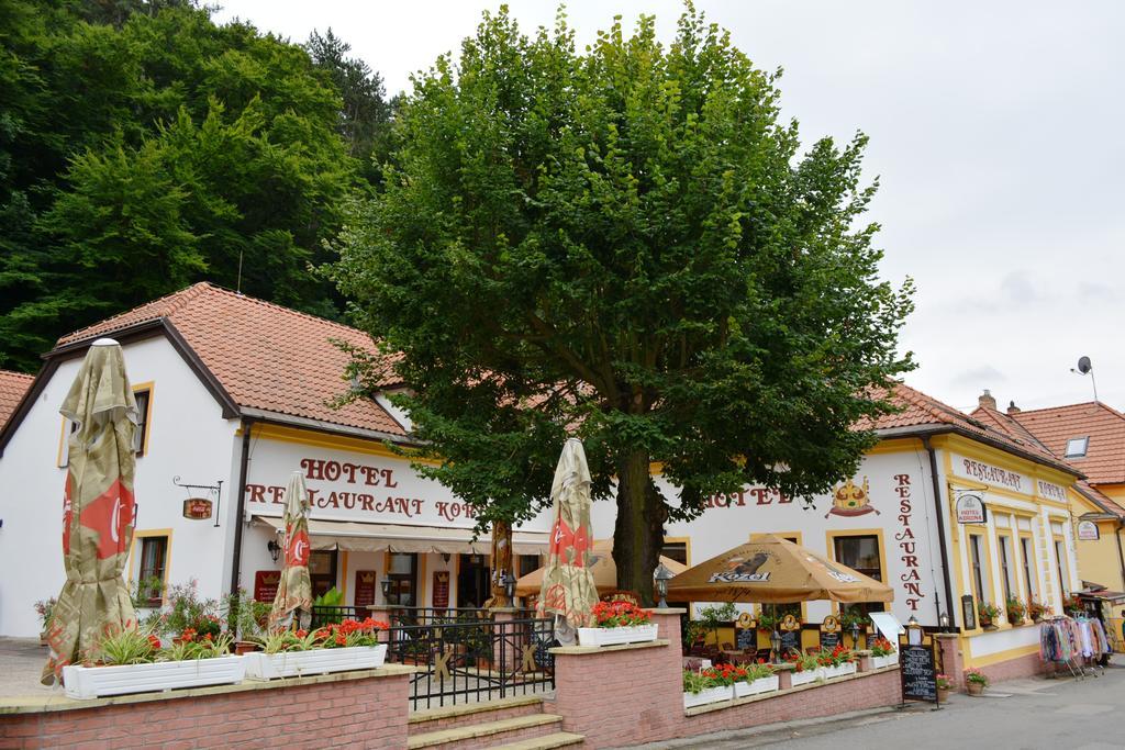 Hotel Koruna Karlštejn Exterior foto
